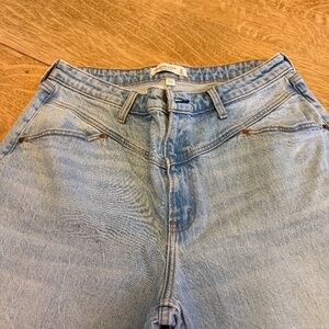 Abercrombie & Fitch 90's relaxed curve love high rise jean